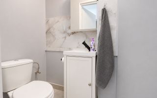 Apartament decomandat cu 3 camere și boxa | Parter | Dâmbovița - Poză 13