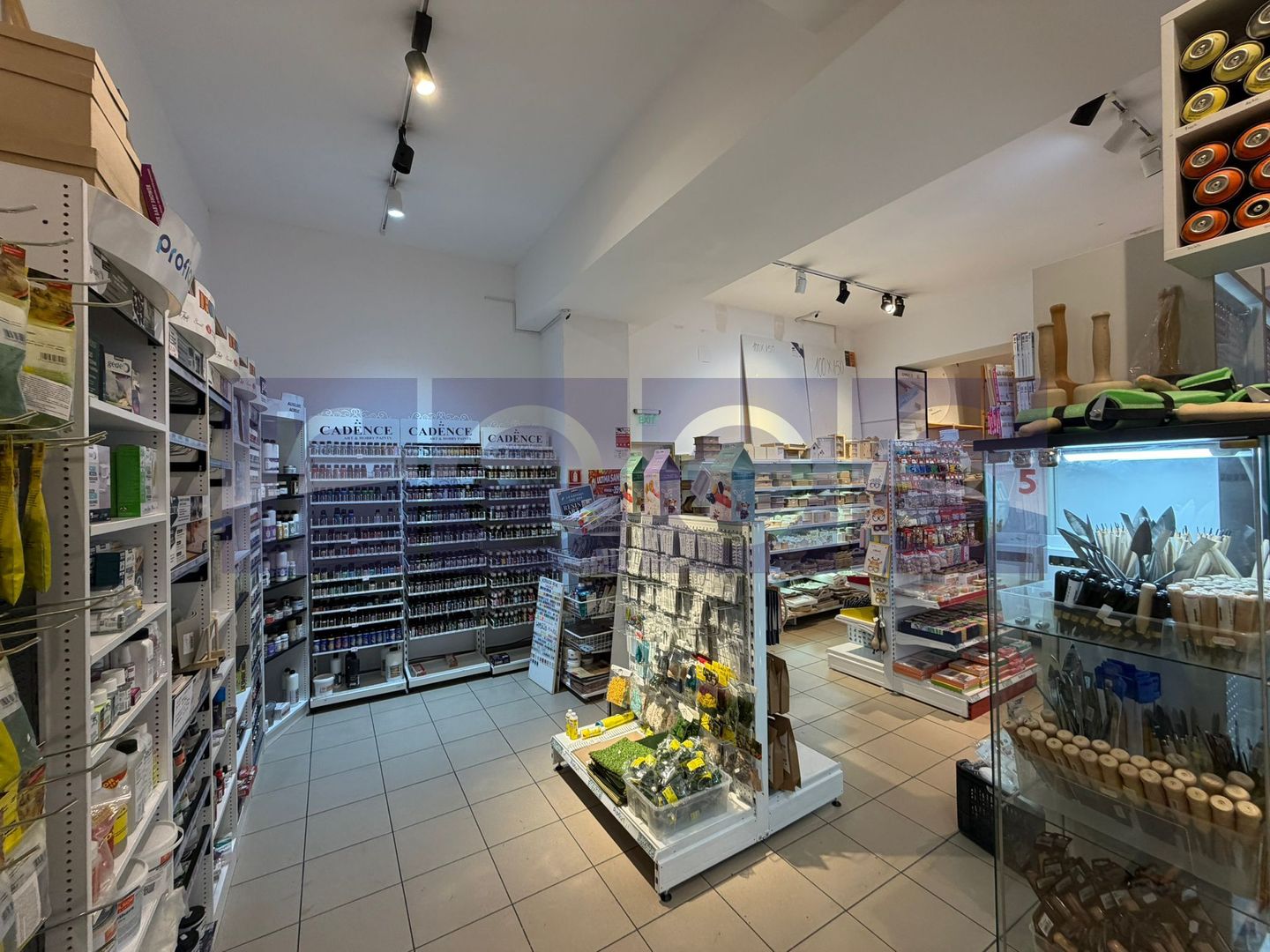 INCHIRIERE SPATIU COMERCIAL | PARTER | 255MP | VITRINA 22MP | OBOR | - Poză 4