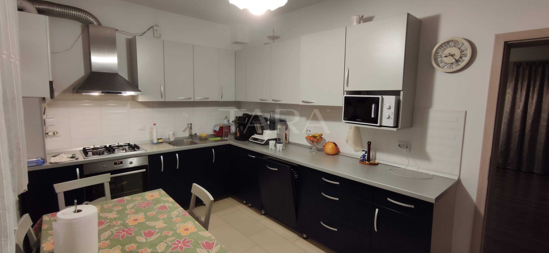 Duplex cu 4 camere, Vivo – 2 parcări și curte proprie. - Poză 2