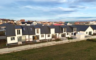 Casă / 2 camere / Codlea / Credit - Poză 1