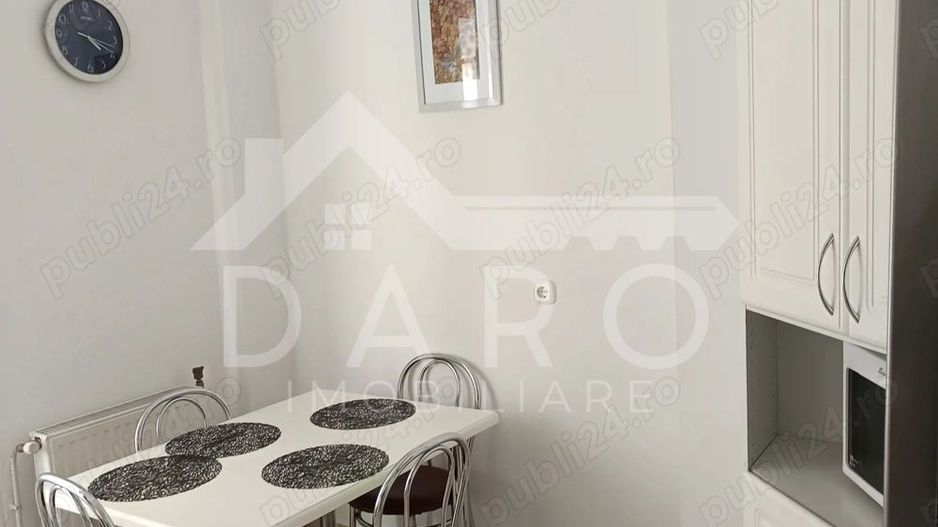 Vând apartament cu 2 camere în Tg Mureș, zonă centrală - Poză 6