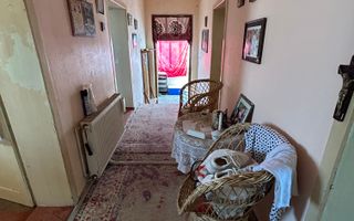 Apartament la casă cu 3 camere, disponibilă imediat - Gușterița-Sibiu - Poză 7