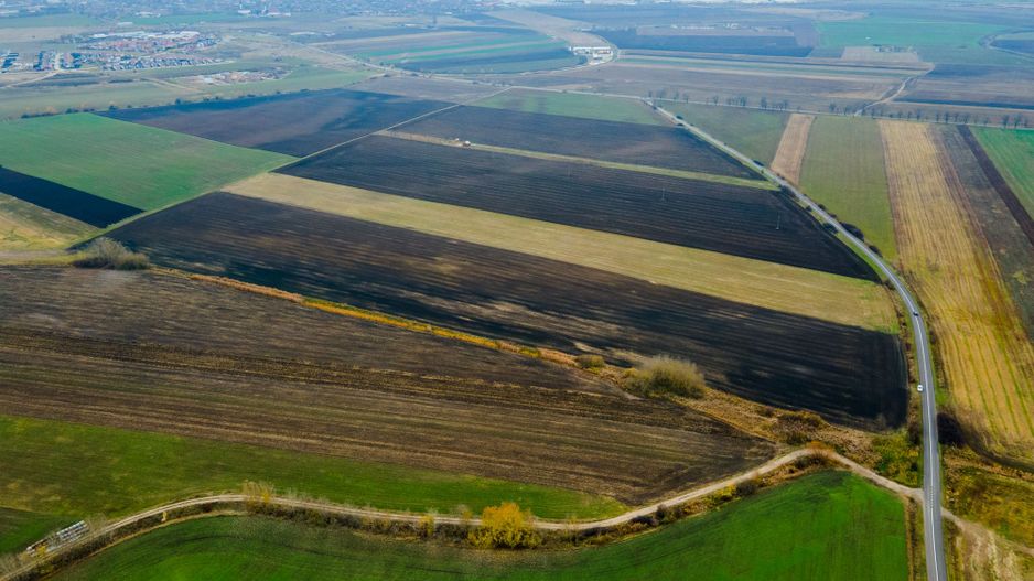 Teren Sânpaul lângă șosea - Poză 8