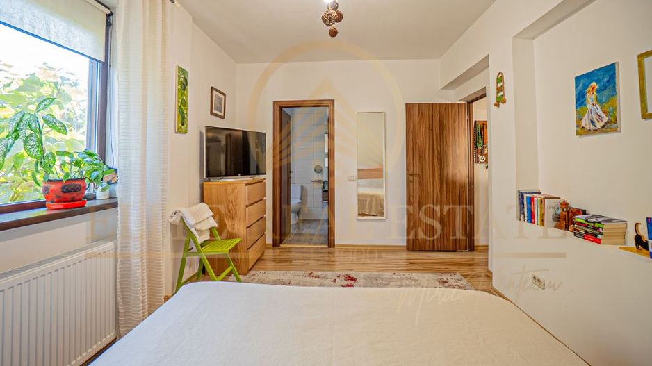 Viluta cocheta cu curte frumoasa in Mamaia Sat! - Poză 16