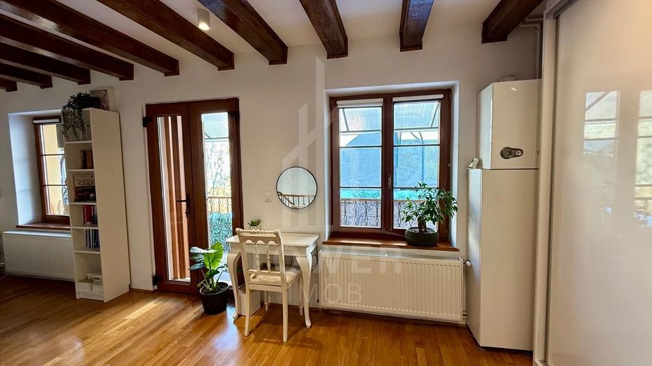 Casa - Apartament de inchiriat ultracentral - Poză 4