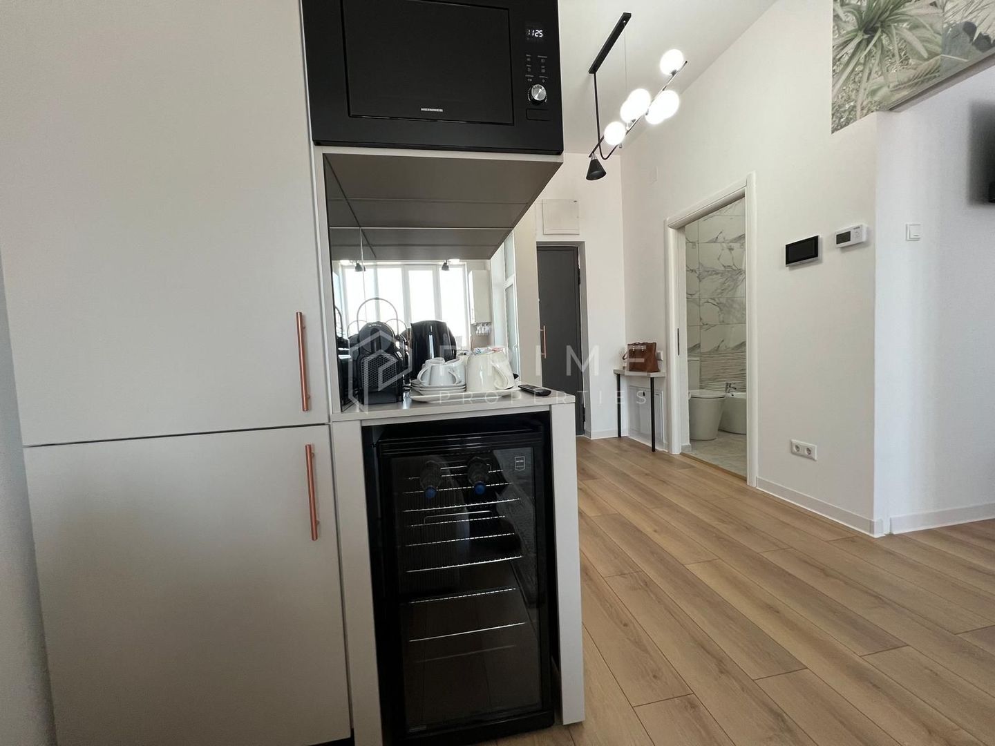 Studio premium transformat în 2 camere | Concept 9 | Vedere panoramică - Poză 2