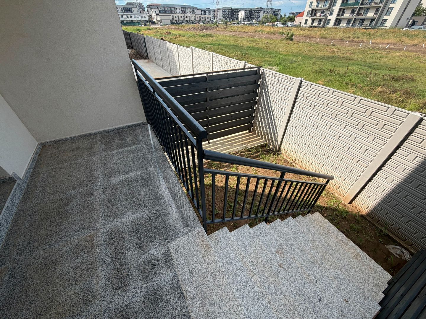 AP. 2 CAMERE - GRADINA PROPRIE 60 MP, BLOC FINALIZAT, PARCARE, COMS 0% - Poză 7