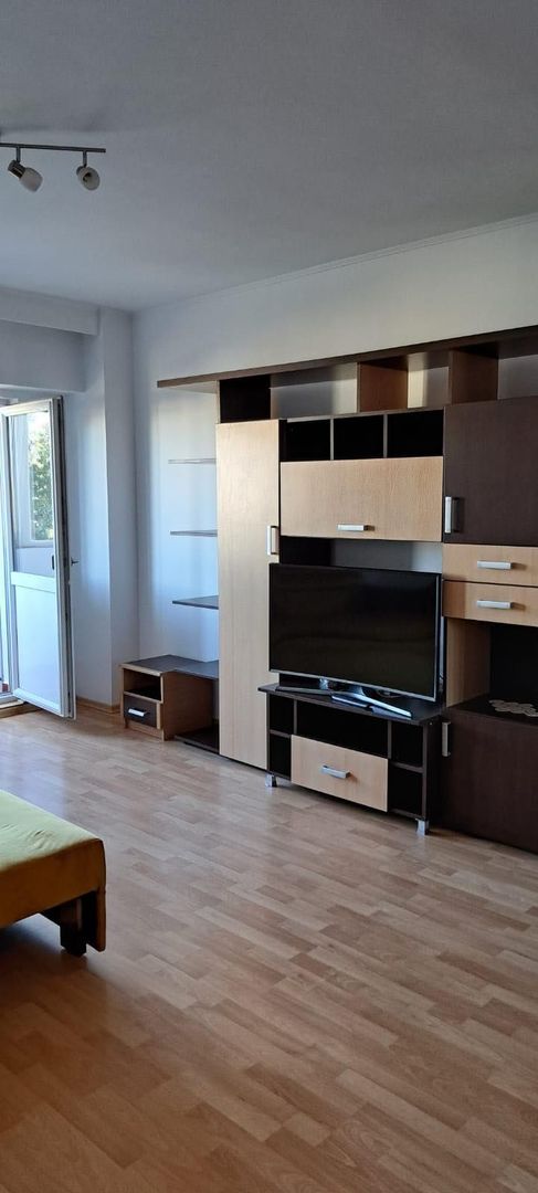 Închiriere garsonieră Teatrul Masca – Bd. Uverturii - Poză 4