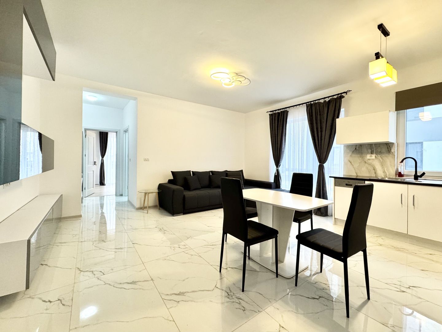 Luminos și modern: Apartament cu 3 camere în Braytim - Poză 7