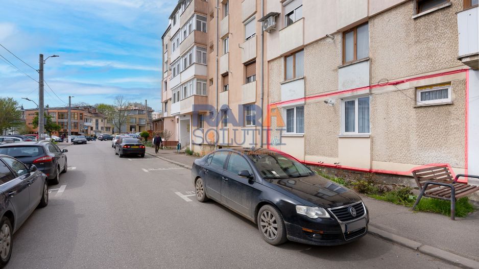 Spațiu pentru birou / salon / cabinet (38 mp) - Poză 10