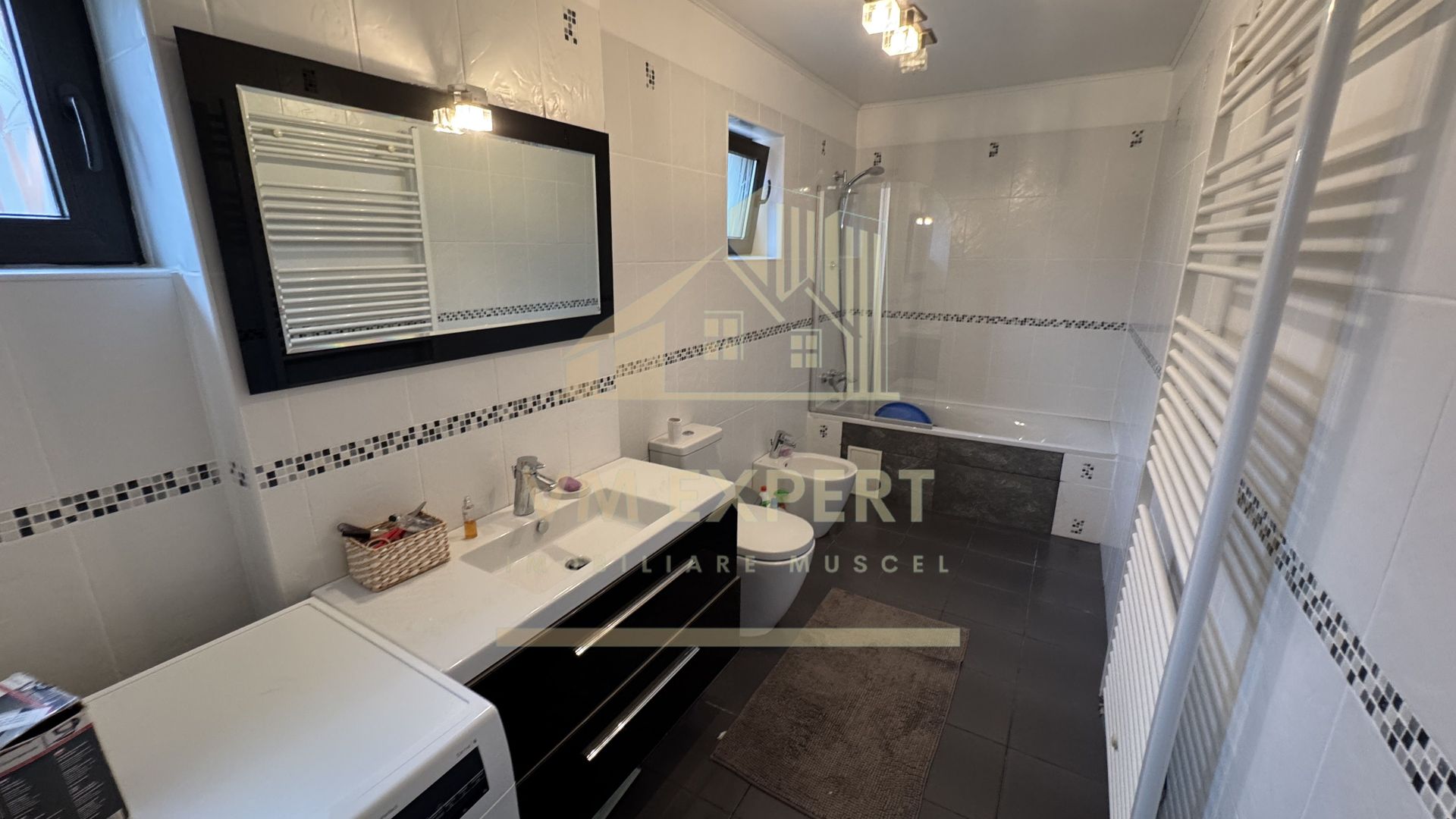 VILA 5 CAMERE 246 MP TEREN 817 MP CÂMPULUNG, 0 COMISION CUMPARATOR - Poză 10