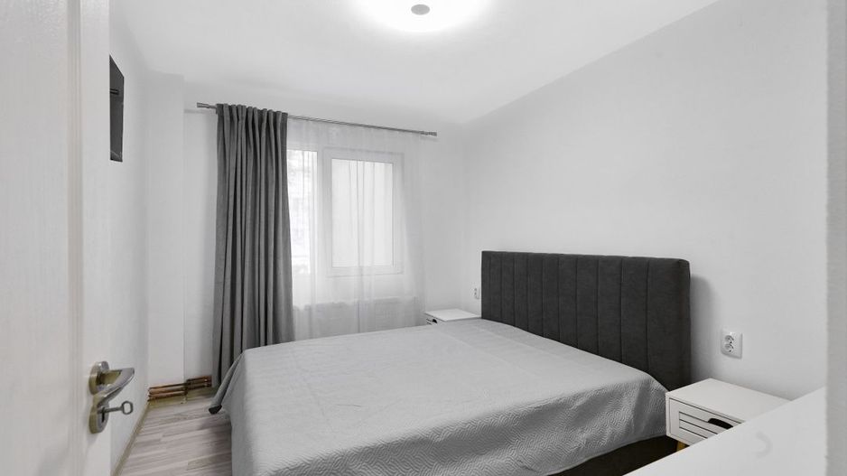Apartament Gavana, 4 camere, etaj 1, renovat recent , zona Piata-0% comision - Poză 3