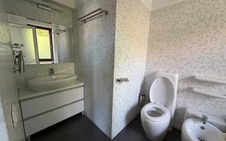 Vilă spectaculoasă cu arhitectură tradițională - Poză 15