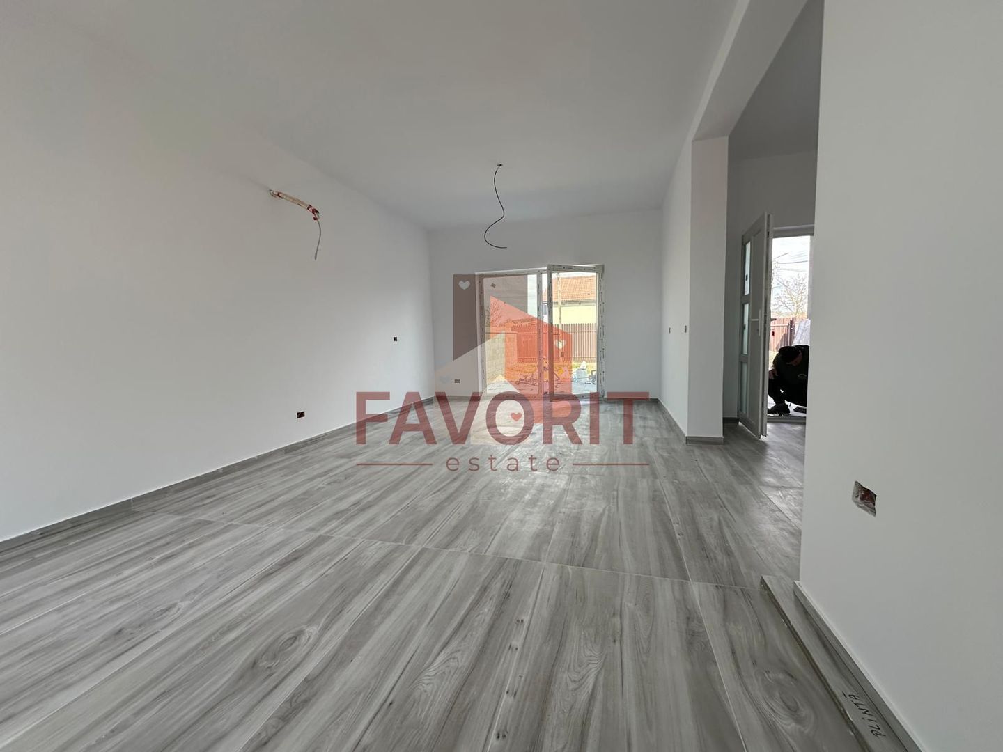 Casă individuală | Parter | Toate utilitatile | Finisaje premium | Curte | Pod - Poză 2