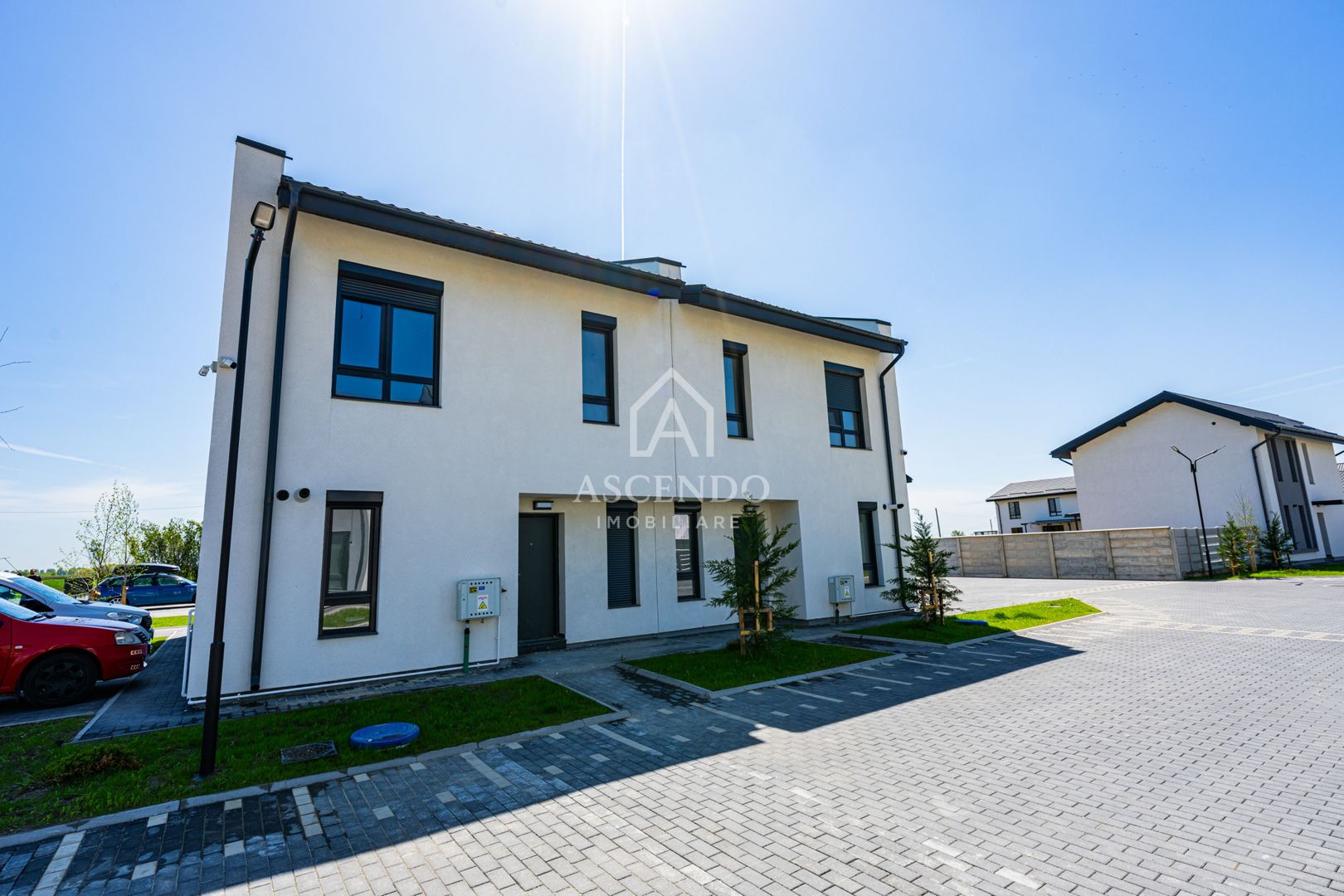 Case noi în Măgurele cu grădină proprie, parc privat și finisaje premium - Poză 6
