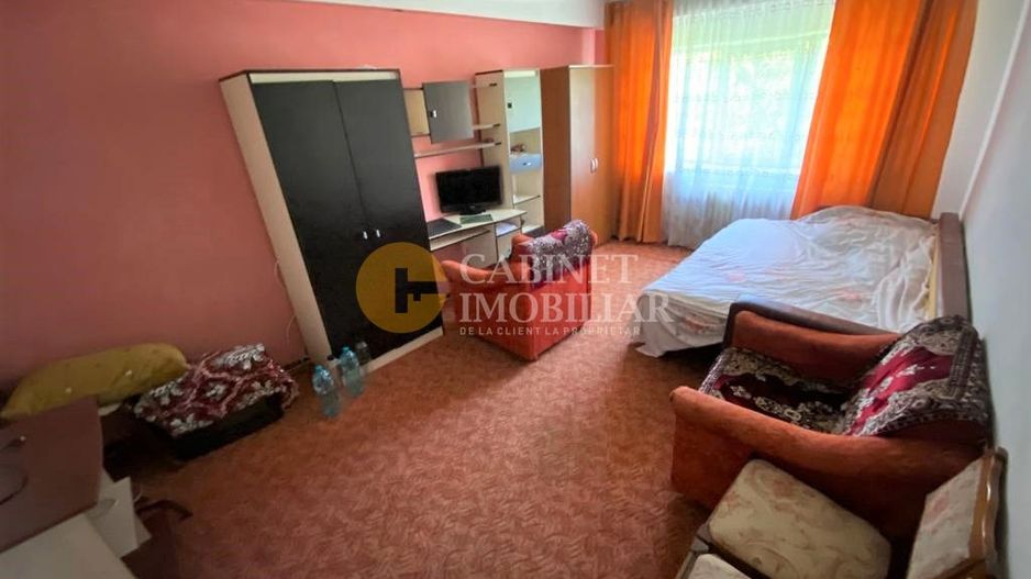 Zona Galata-Lidl, 2 camere decomandat ideal pentru investitii - Poză 1