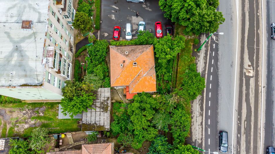 Vilă cu potențial pe Calea Romanilor - Poză 3