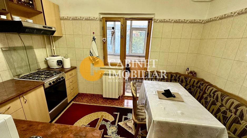 Nicolina- 3 Camere Decomandat - Etaj 3 -Bloc 1986 - Poză 8