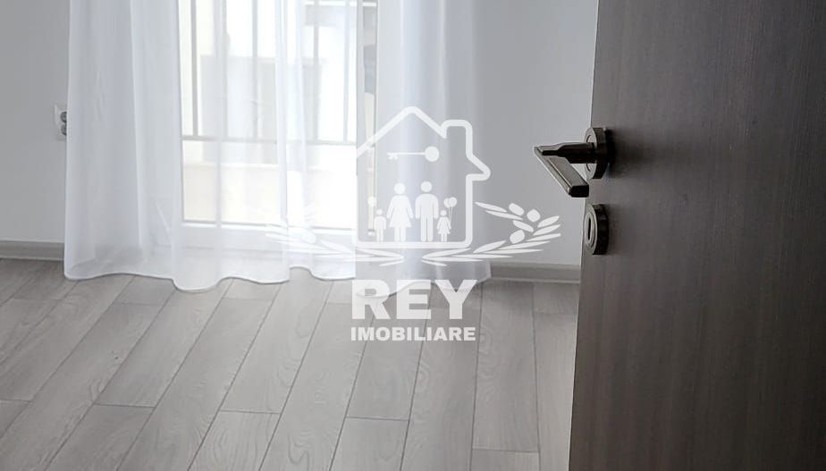 închiriez apartament - Poză 1