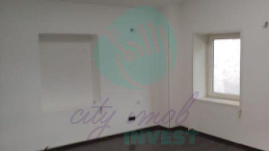 Casa consolidata in anul 2003 - spatiu comercial - Poză 9