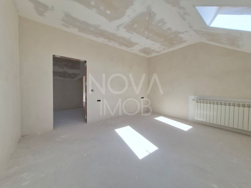 Casa generoasa cu 5 camere, 2 bai, dressing si parcare – Sura Mica - Poză 5