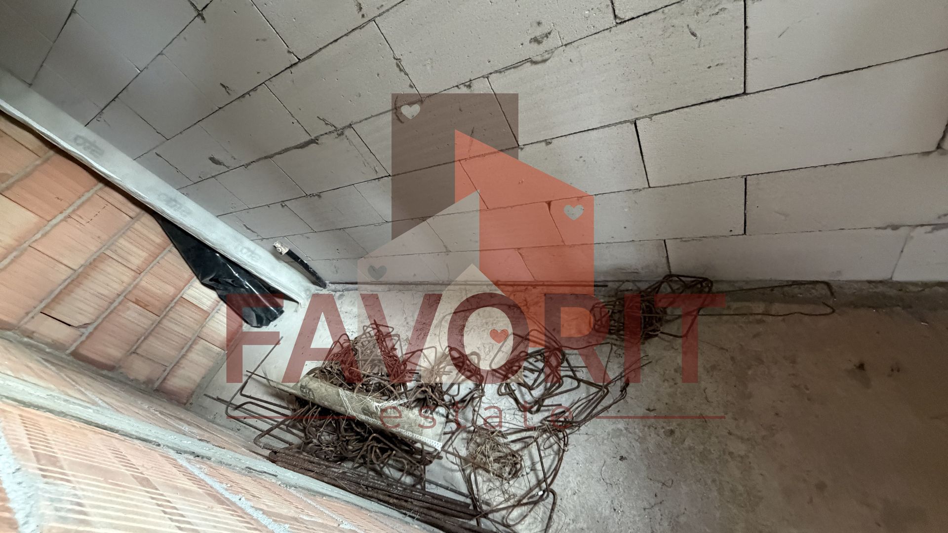 Duplex despartit | 4 camere | Asfalt si toate utilitatile | Zona excelenta - Poză 6