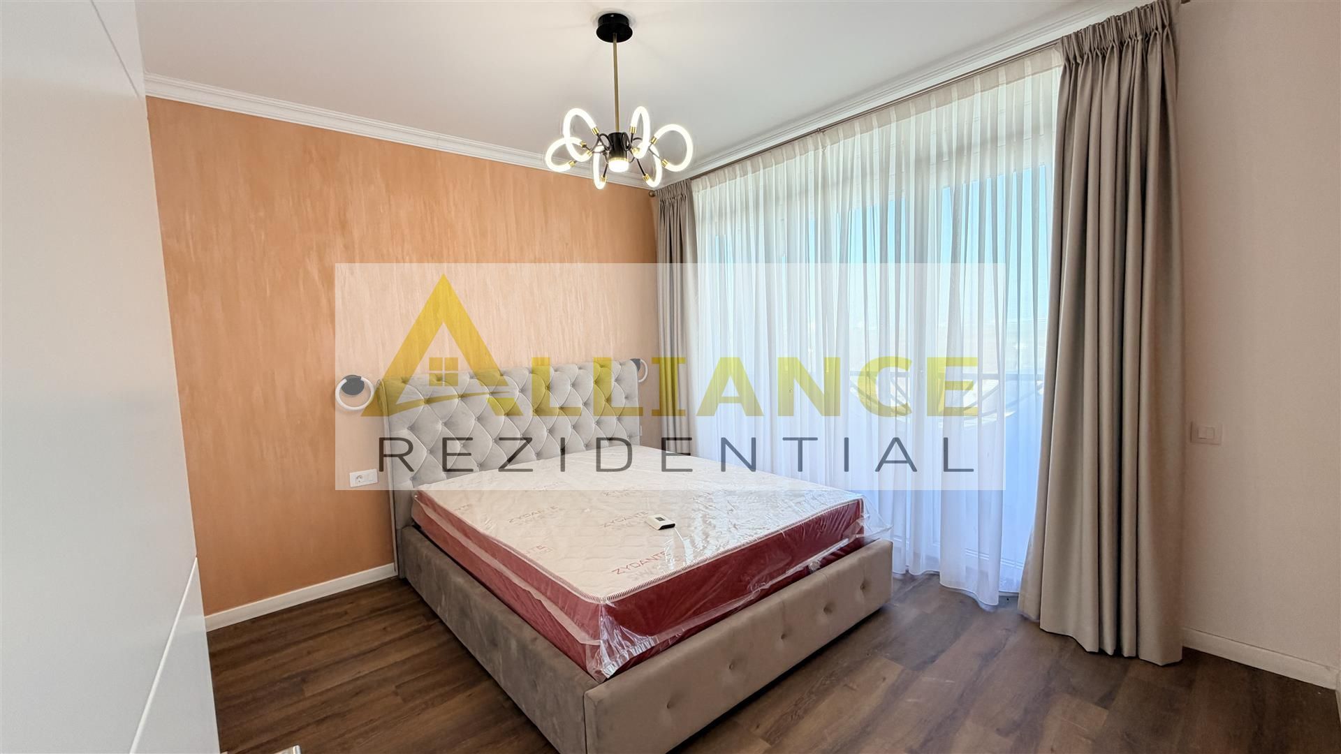 Casa individuala || 5 camere || 5 min fata de metrou - Poză 12