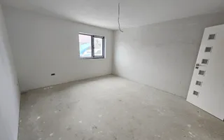 Vila Tătărani - 280 mp utili - 500 mp Teren - 8 Camere + 4 Băi - Poză 16