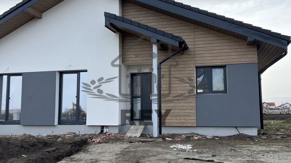 Teren cu PUZ, utilități și autorizație de construire/casă unifamilială - Poză 11