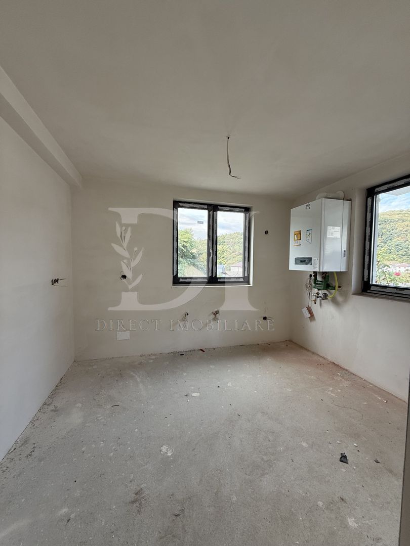 Duplex de vanzare/ Zona Tauti /Floresti - Poză 11