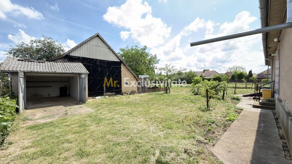 Casă 4 camere, Teren 1955 mp Str. Vezendiului Nr. 366 - Loc. Petrești, Satu Mare - Poză 14