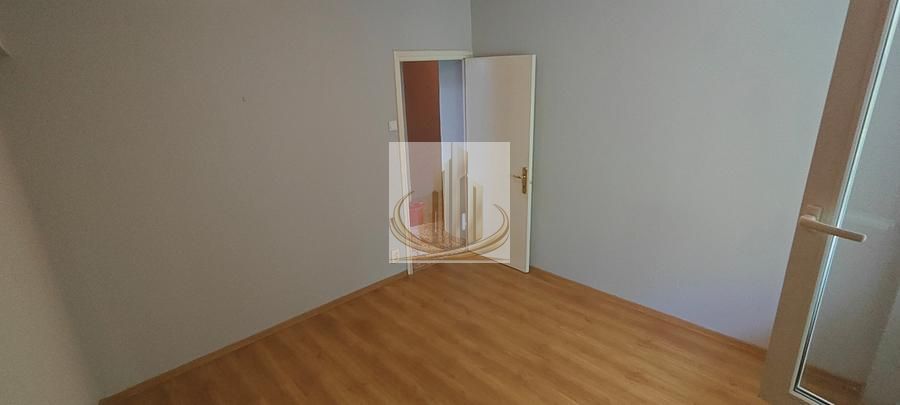 Vanzare apartament 3 camere decomandat Tineretului - Poză 5