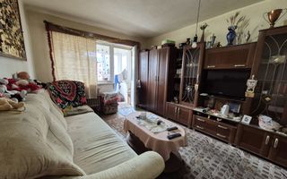 Apartament 2 Camere, Decomandat, 47 mp, Et. 7, Zona Cetate - Poză 2