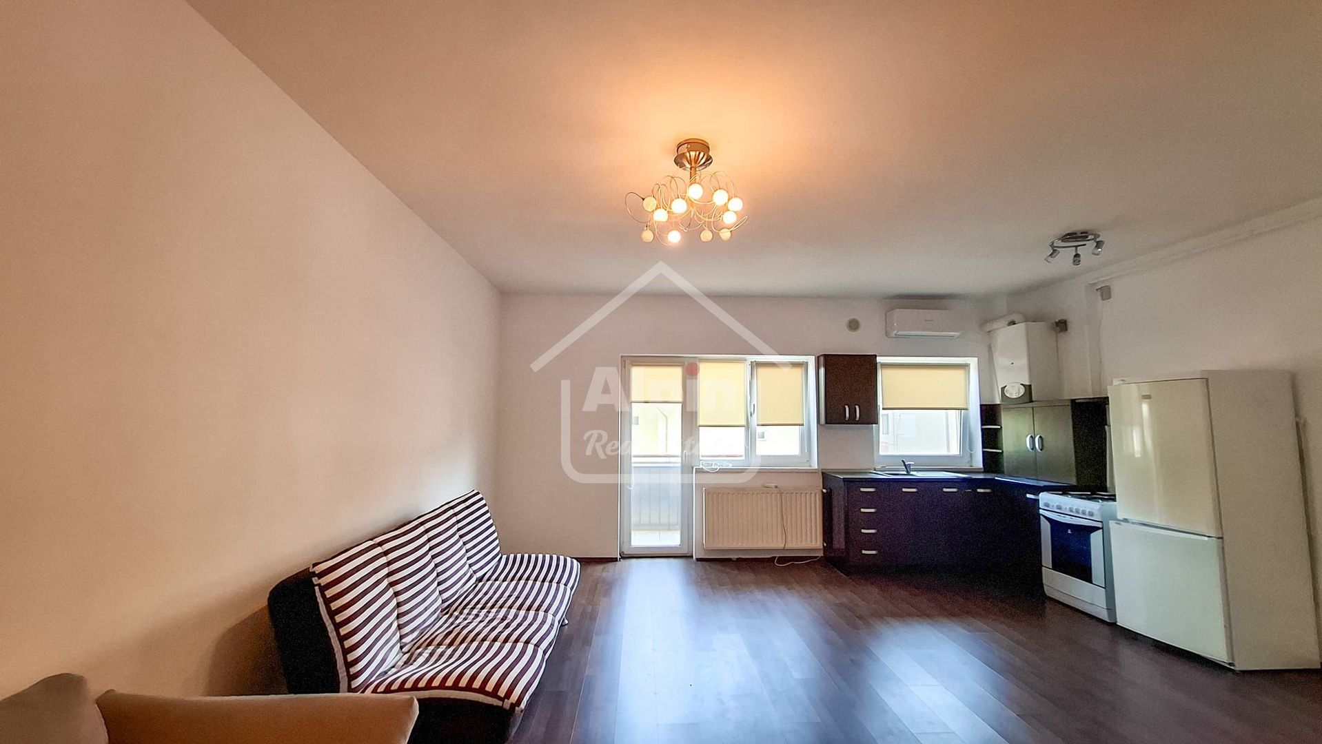 Garsoniera Suprafata Generoasa - Poză 7