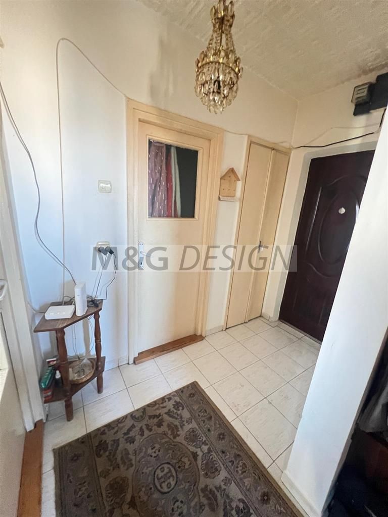 3 camere decomandat etaj 4/10 Dambovita centrala proprie - Poză 11