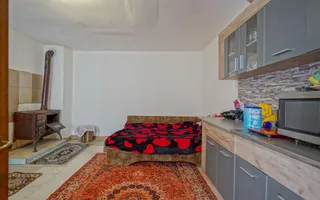 Casă bătrânească cu 3 camere la vânzare - Sânpetru - Poză 14