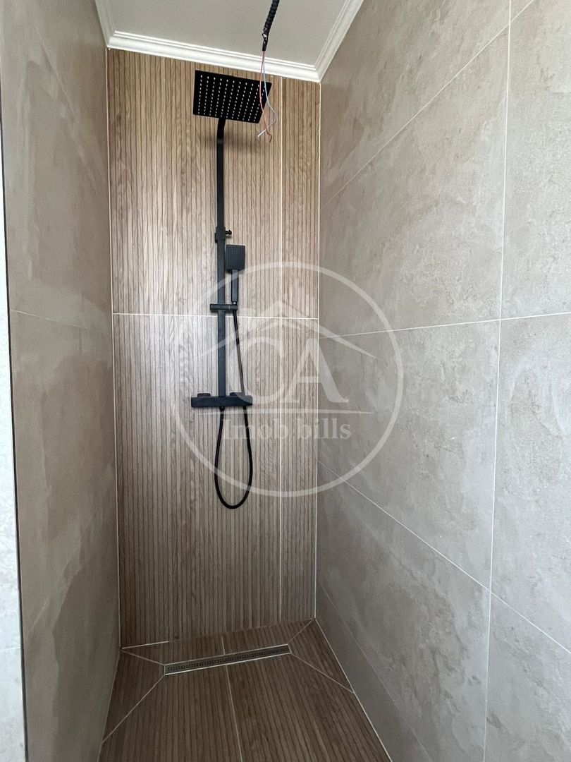 Casă de vânzare cu 4 camere în Santandrei , Bihor - Poză 11
