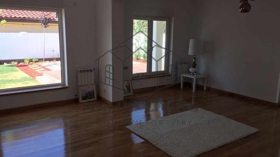 VILA SPATIOASA CU 6 CAMERE LA INCHIRIERE LANGA BRITISH SCHOOL - Poză 8