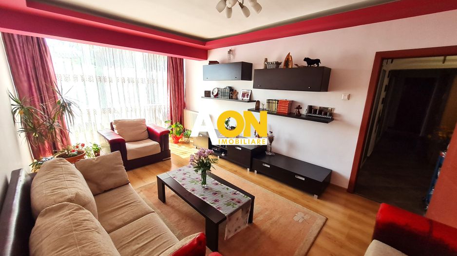 Apartament 4 Camere, Et 3, 82 mp, Decomandat, Mobilat, Utilat, Cetate - Poză 4