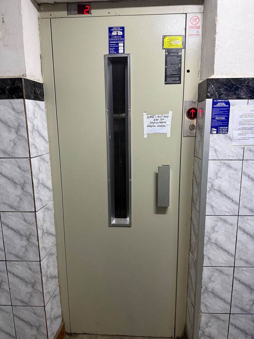 Ap 4 camere 67 mp Mega mall-bloc izolat termic-terasă refăcută! - Poză 19