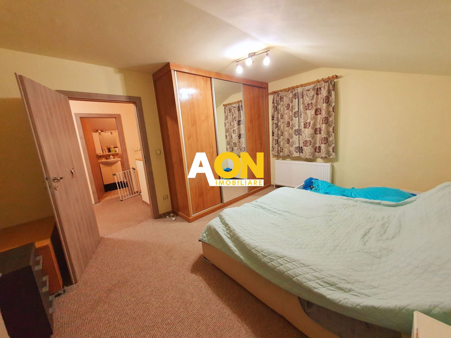 Casa 4 camere, mobilata, 300 mp teren, Ampoi 3 - Poză 8