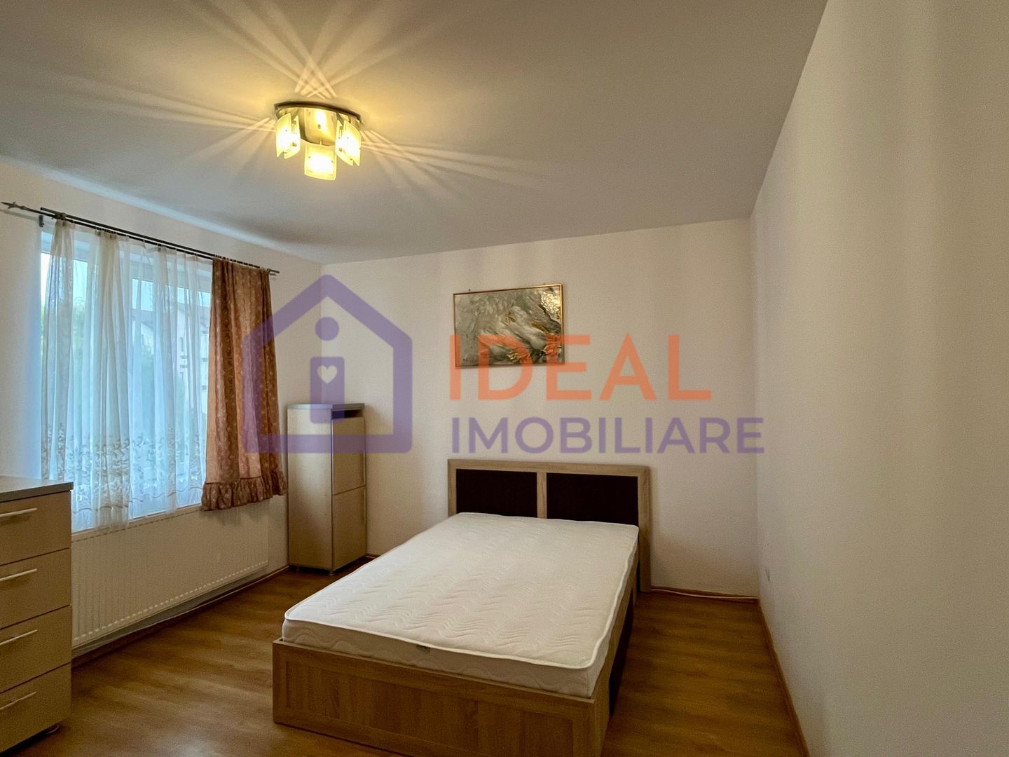 Apartament cu 2 camere - de închiriat - Poză 3