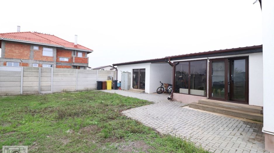 Soluție Locativă pentru Firme: Vilă cu Capacitate Mare în Ciorogarla - Poză 20