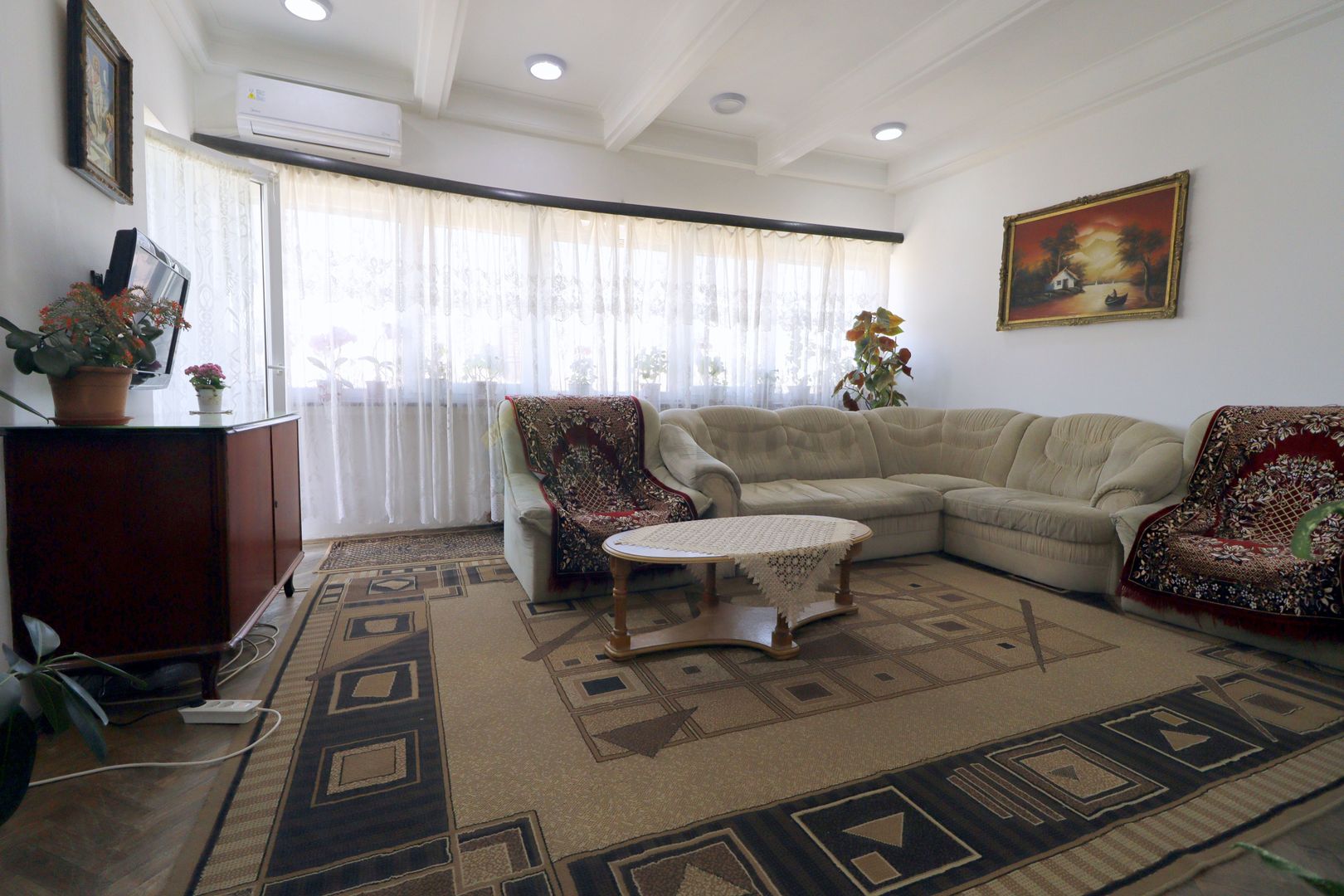 Autenticitate, personalitate, imobil Art Deco - Poză 1