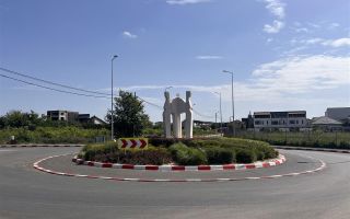 Oportunitate de Investiție. Teren Ideal pentru Dezvoltare Rezidențială - Poză 1