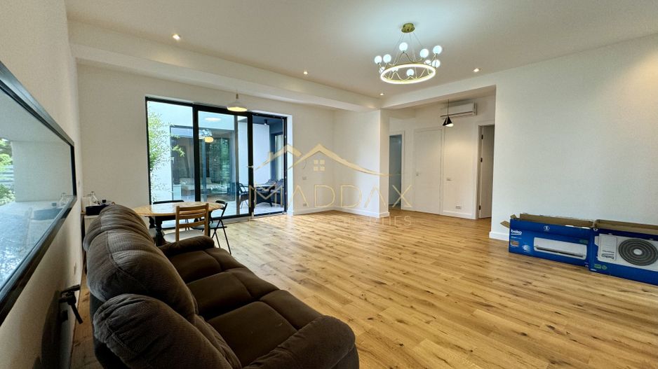 Vila cu 5 camere // * 565 mp gradina* // Tunari - Poză 8