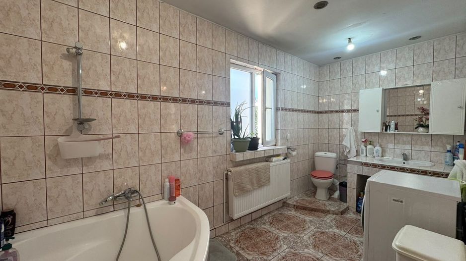 PROPRIETATE INTERBELICA 4 CAMERE+ GARSONIERA + BOXE || PIATA VICTORIEI - Poză 19