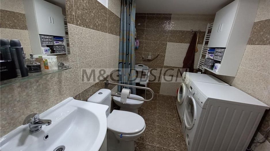 Apartament 3 camere -demisol -zona centrala - Poză 9