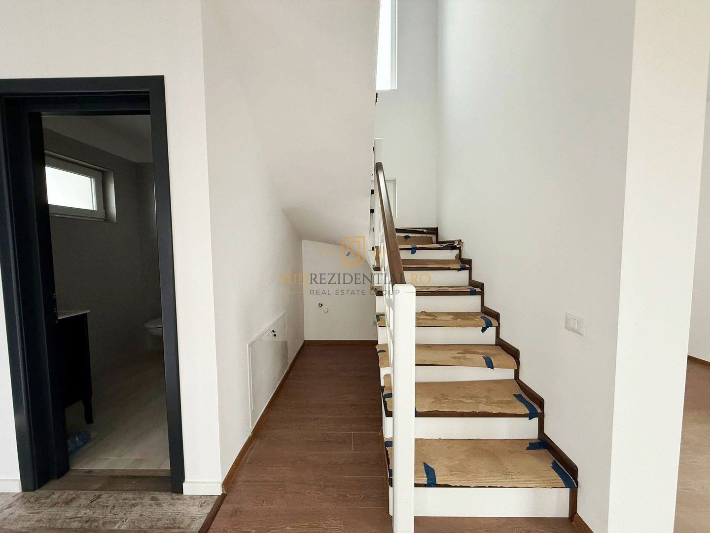 Vila individuala / 4 Camere / 3 Bai / Ansamblu rezidential - Poză 9