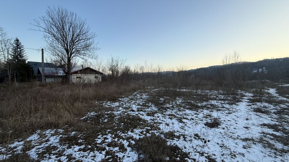 Teren intravilan construcții 10834 mp + construcție- cabană lemn! - Poză 3